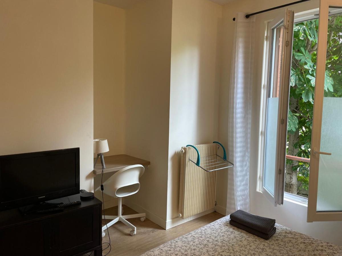 Chambre Dans Une Maison Partagee Neuilly-sur-Marne Ngoại thất bức ảnh