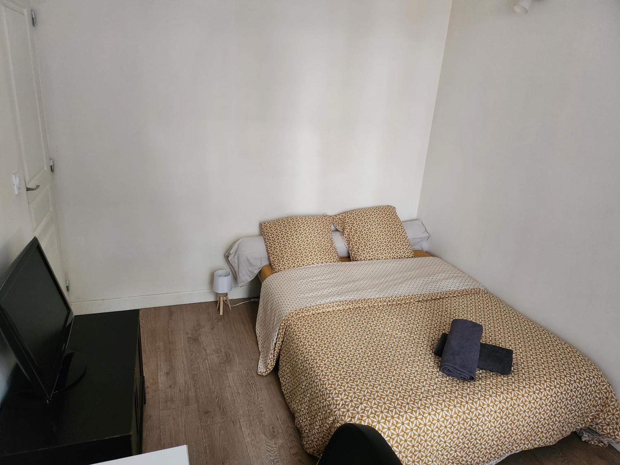 Chambre Dans Une Maison Partagee Neuilly-sur-Marne Ngoại thất bức ảnh